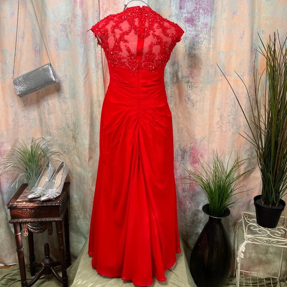 📌JJs House Lady in Red Formal - Prom - Ball Gown with Sequins - Picture 2 of 16